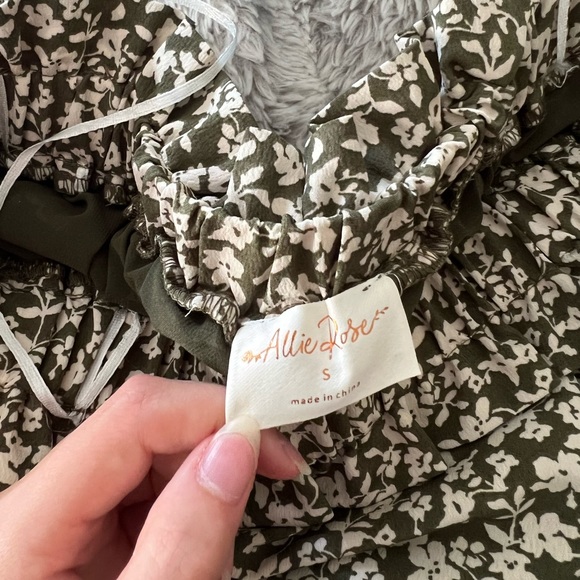 AllieRose Green Ruffle Floral Romper - Picture 6 of 6